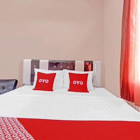 Oyo 90796 Hotel Mulya Indah Tambakmulya 외부 사진