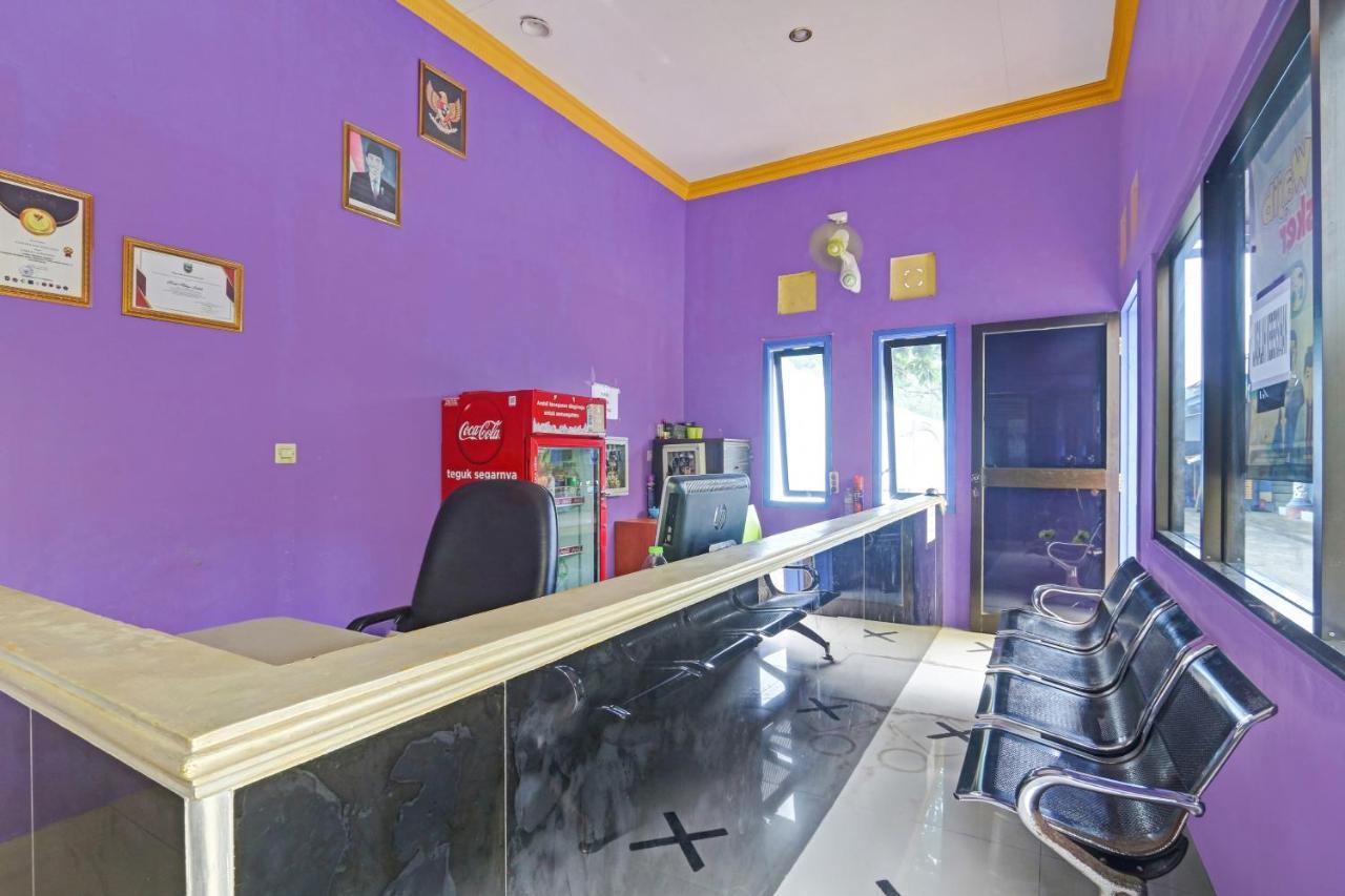 Oyo 90796 Hotel Mulya Indah Tambakmulya 외부 사진