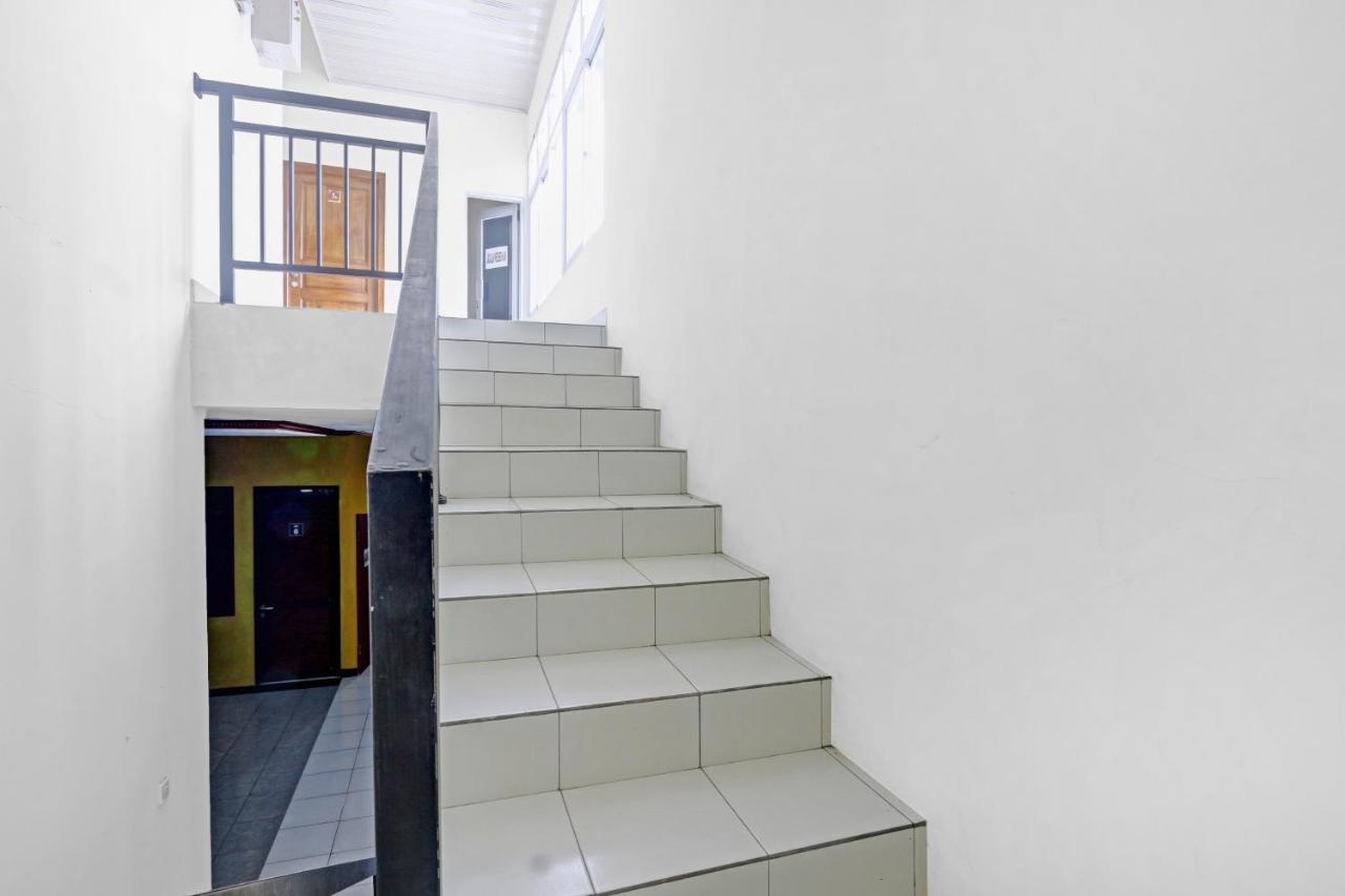 Oyo 90796 Hotel Mulya Indah Tambakmulya 외부 사진