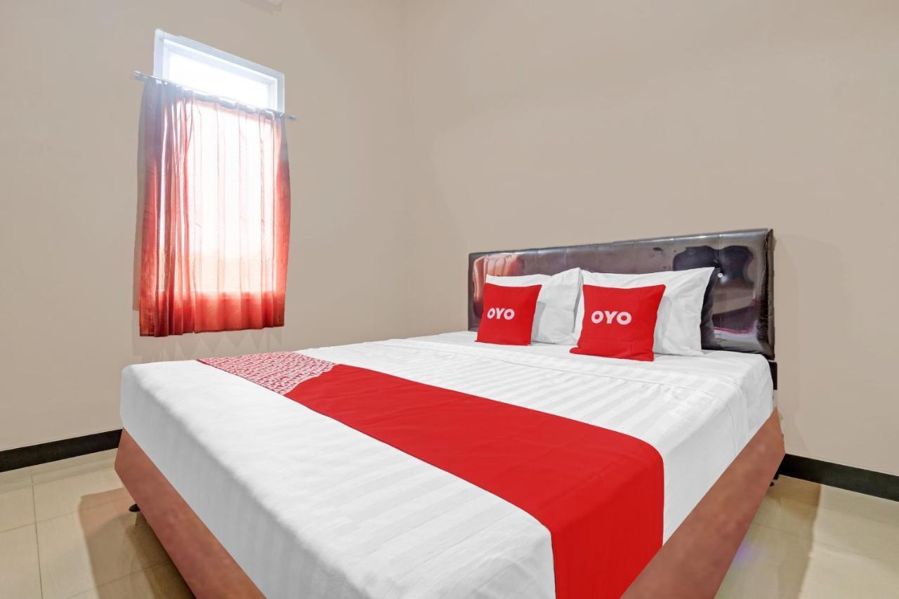 Oyo 90796 Hotel Mulya Indah Tambakmulya 외부 사진