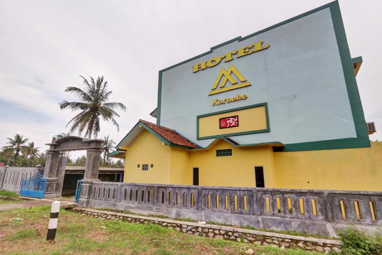 Oyo 90796 Hotel Mulya Indah Tambakmulya 외부 사진