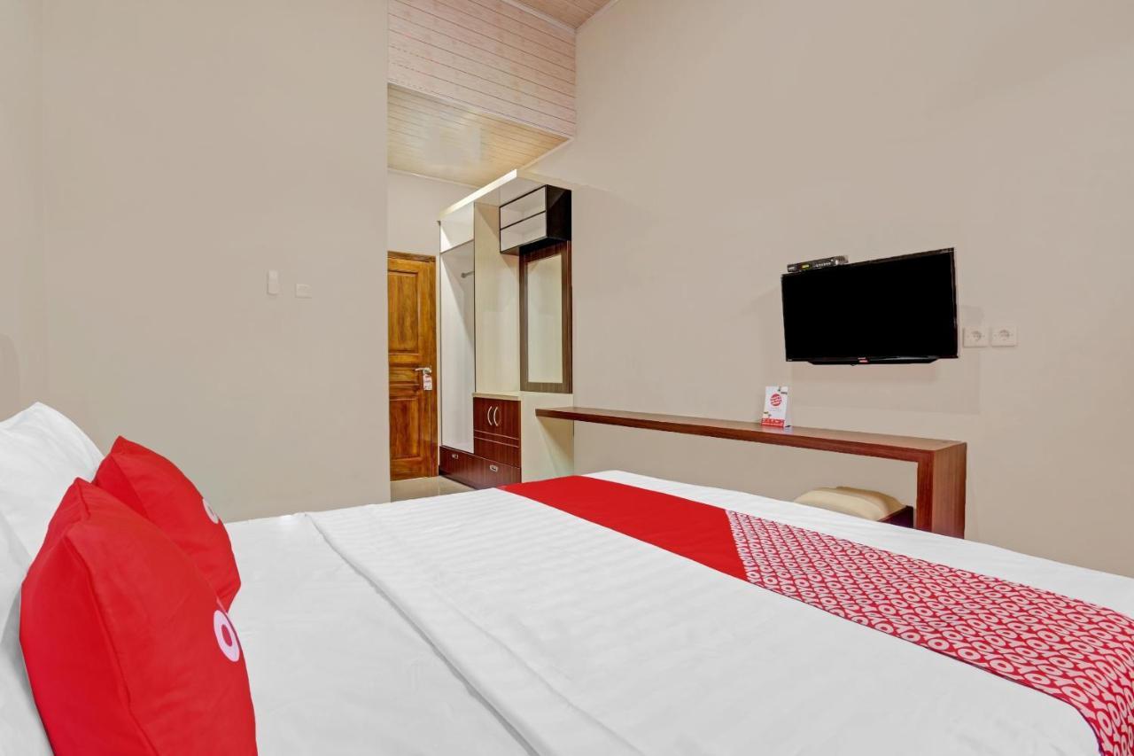 Oyo 90796 Hotel Mulya Indah Tambakmulya 외부 사진